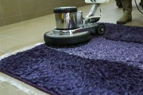 Quy trình giặt thảm với máy chà sàn đơn hiệu quả